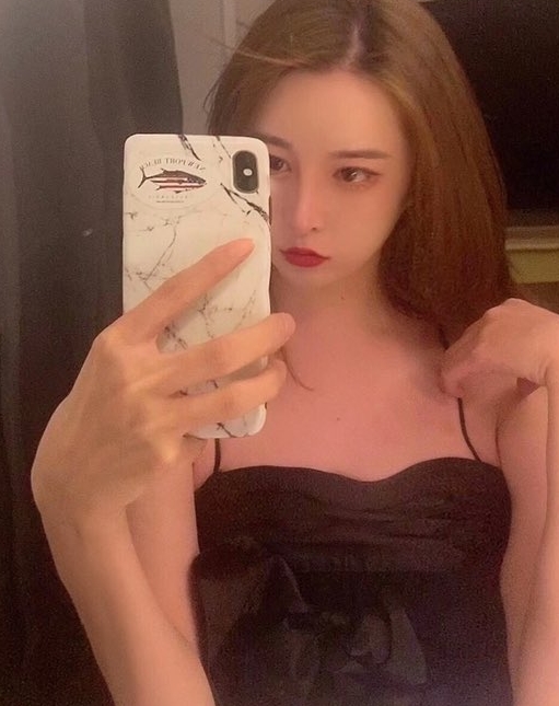 绝美长腿御姐TS妍熙推合集，视频数量丰富，土豪必备