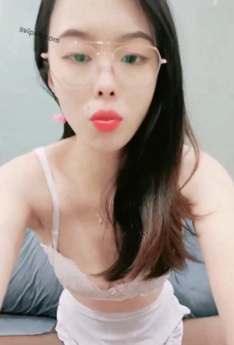 高中英语老师张老师的珍藏：10v8.73g白色手机，百度搜索引擎认证