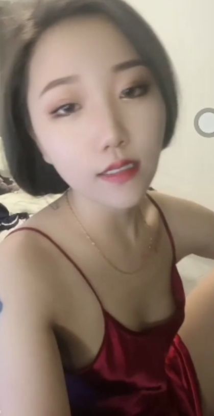 最新《疯狂抖音》外篇《抖音擦边10》[471V+3.96G+百度云]