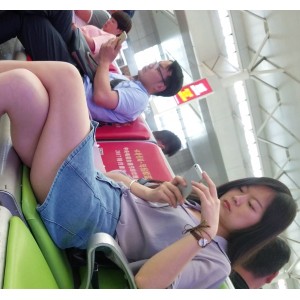 小明自购街拍车站合集：11个视频，总大小19.8G