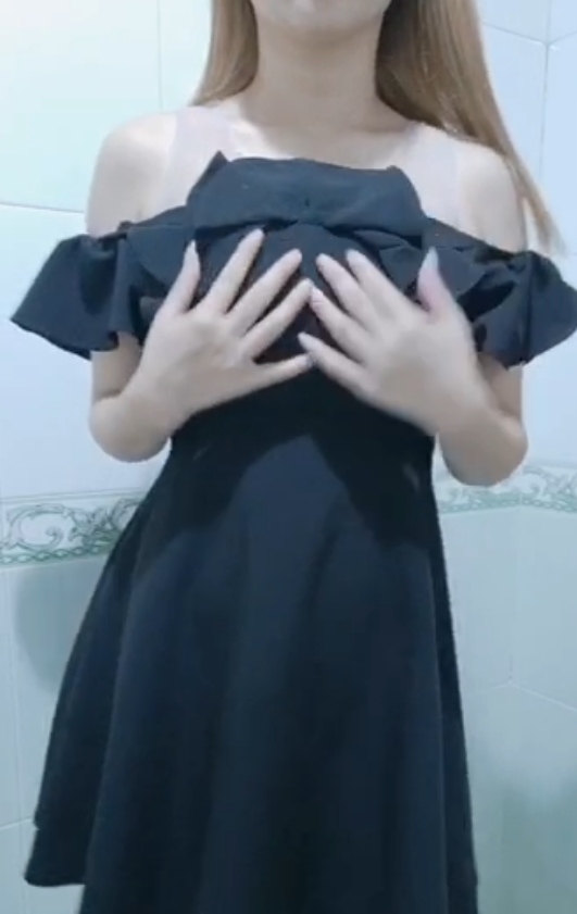 英语老师蜜桃吖福利合集视频，6.6GB精彩内容大放送，快来收藏！