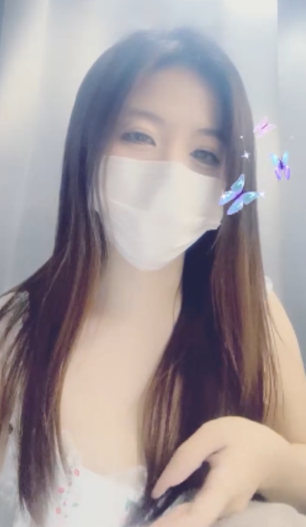 大罩杯学妹宿舍偷播小贝贝最新合集91V40G，深夜不睡觉