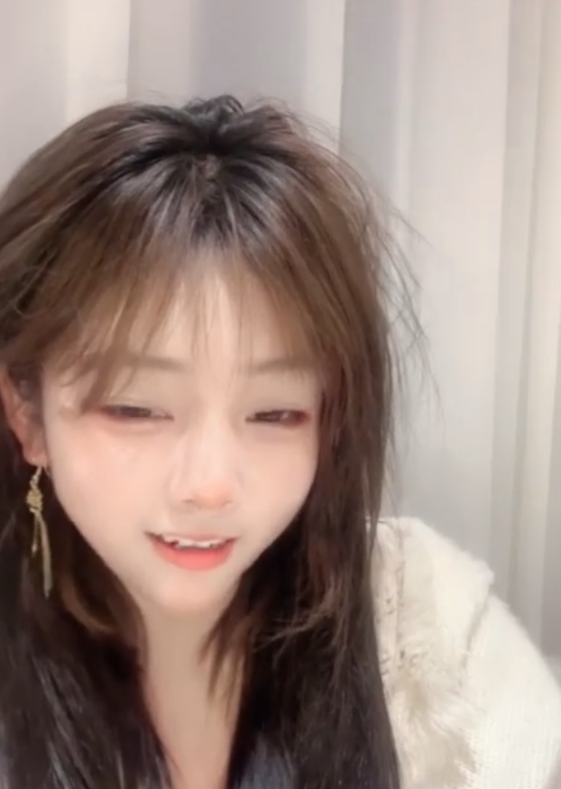 校花约会土豪合集65V23.8G，百度ED2K收藏