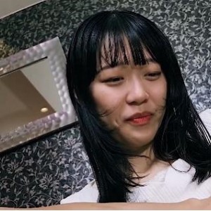 岛国教育实习生高清完整版1V1.2G，身材出众，发型槽点，56分钟精彩内容