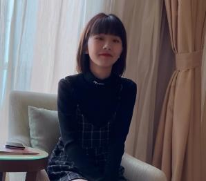 增强平台VenusbabeAI纯美自拍合集4V3.2G，特写棒棒糖，四部总时长45分！