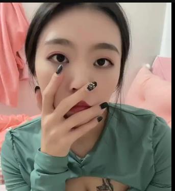 纯享棒棒糖合集学生御姐L莉最新245部123V2.7G，情侣自拍多样风格