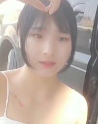 补链百度云猎奇户外直播女友给爸爸跪舔合集1V283M，录像傻笑