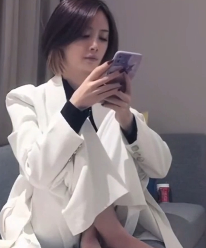 约会百度盘高颜值美女大神酒店最新合集1V945M，身材炸裂，钱花得值