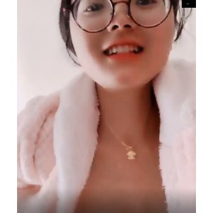 精品泄密百度盘美女自拍胡玉梅等10位最新合集152P58V737M，展示魅力