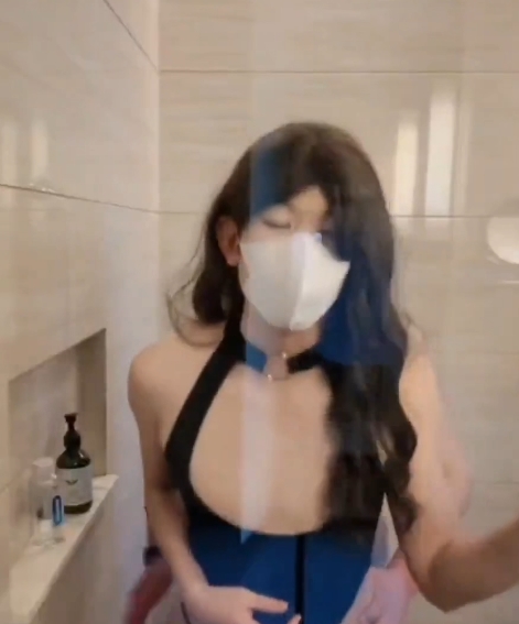 伪娘黑丝Ts昱昱最新合集1V+350M，百度盘解压，玩弄翻白眼