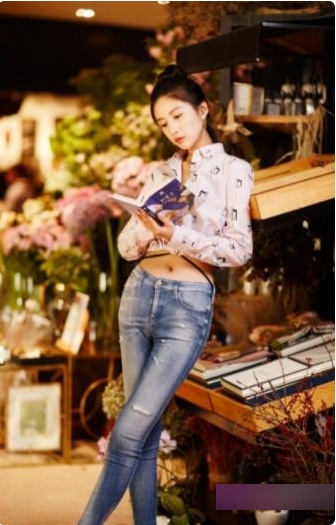 奇妙独家：网络P站高颜值女孩优优珍贵合集15V2.87G，经典游戏直播互动