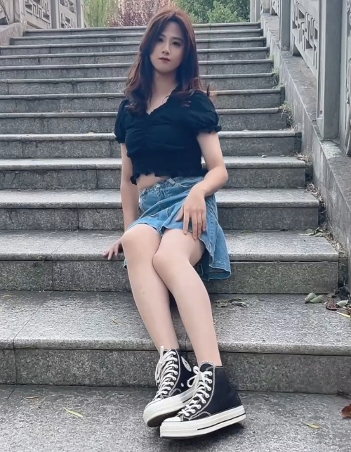 人妖伪娘TSCD视频合集108V10.4G，百度盘打包，水印固定不影响观看