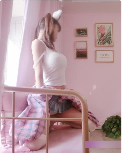 可爱主播斗鱼沫沫酱居家合集128V45G，童颜巨峰，二次元宅男文化