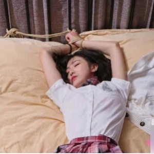 优质美女大梨子合集1.8米精选88V5.9G，身材高挑多样扮演