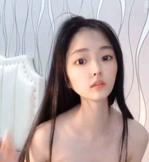 露脸福利姬芋喵喵视频合集54部17.6G，收藏601