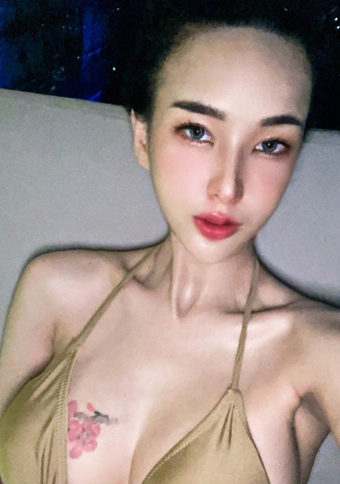 奇怪Peemaimei深处无屏障视频合集59部1.7G，收藏38