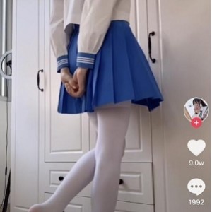 微博88部江可爱浴室热舞剪辑28G优质尤物