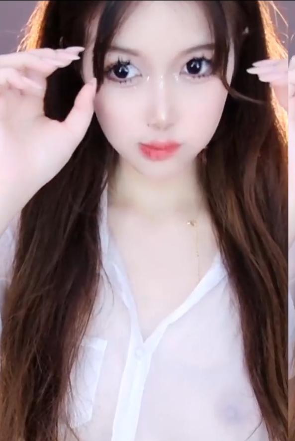 暖暖兔酱情迷浴室视角6部1.77G超绝粉嫩