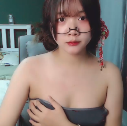 萌妹社区Sakura_Anne诱人合集126G作品193部太顶了