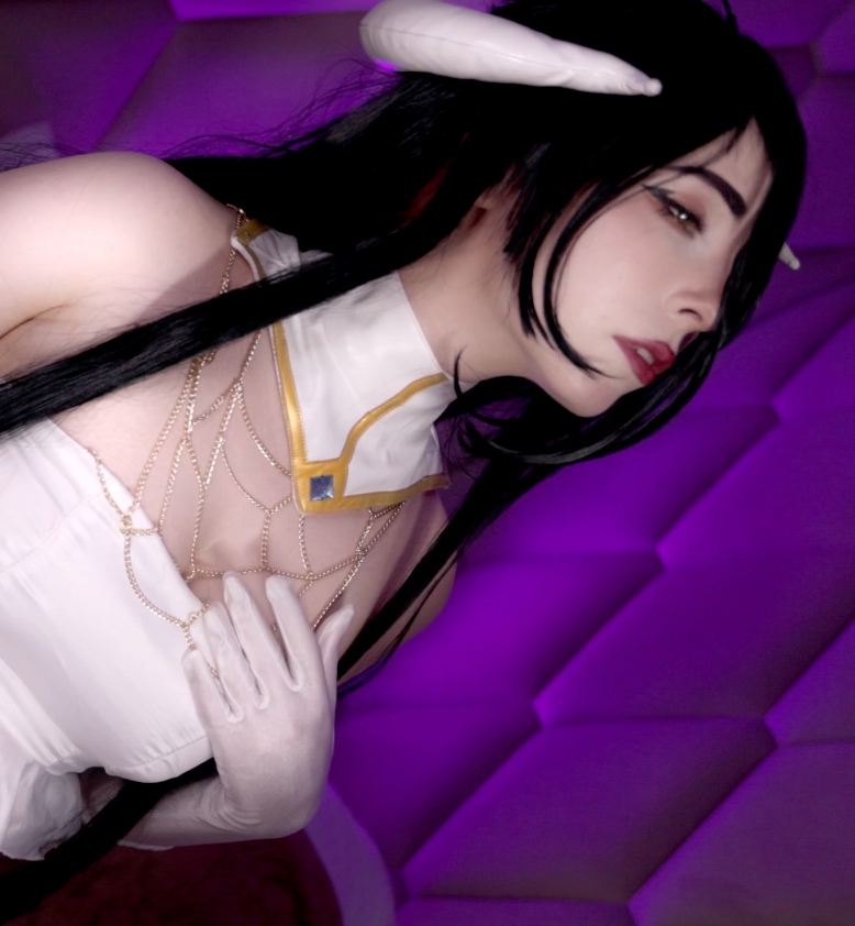 爱发电MollyRedWolf私房收录105部145G珍藏版