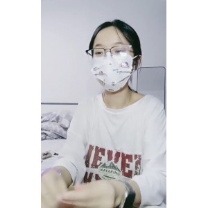 星空直播嫩星星浴室湿身合集88V5.6G掐出汁