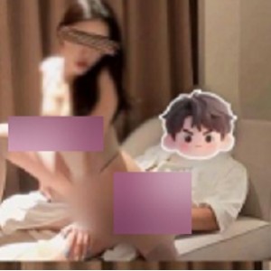 推特ROSEWU神秘蜜意逗趣462MB