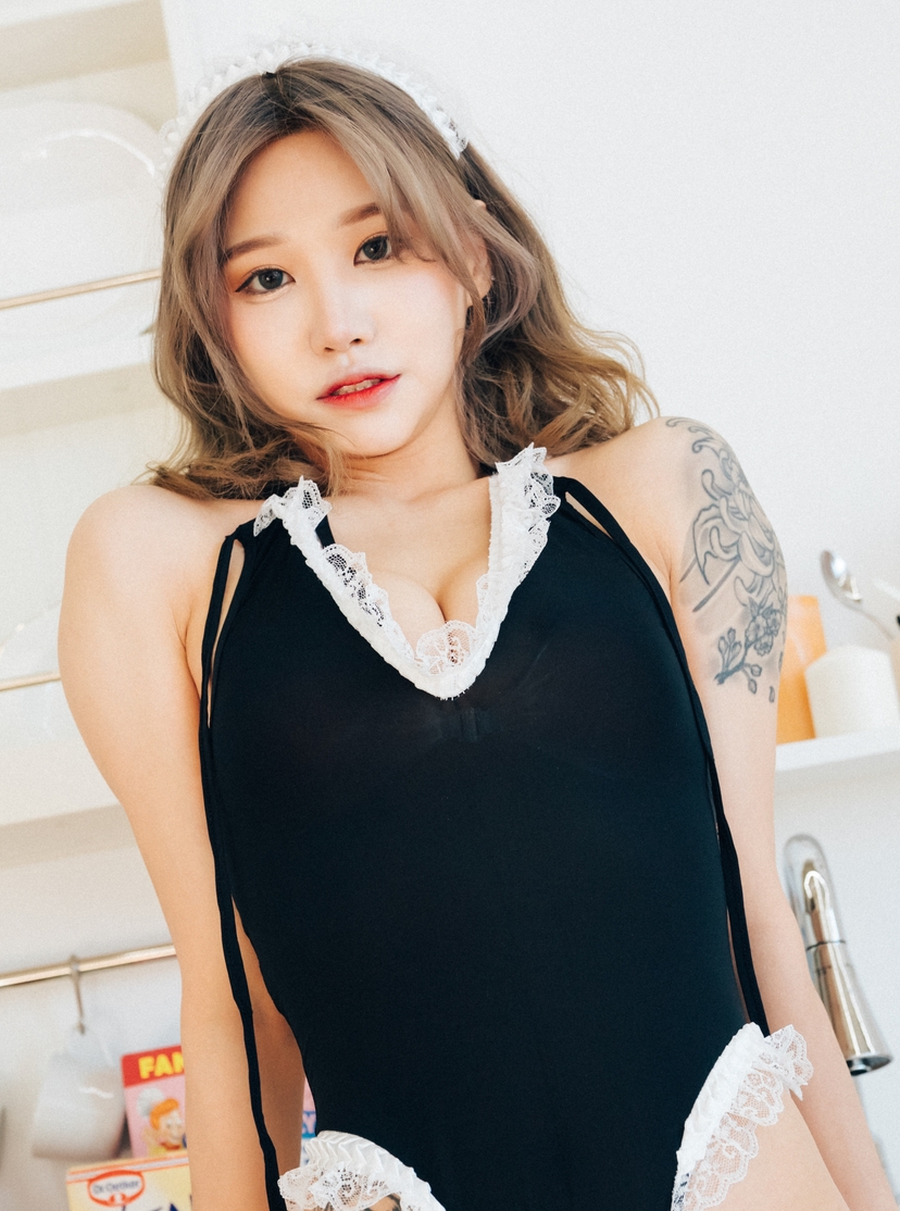 百度ED2KTaeri性感作品合集28套72G,细腰汗珠湿润诱人