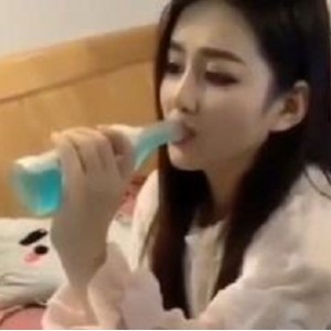 小嘴游戏高颜值妹子合集213V5.6G全程飙演技