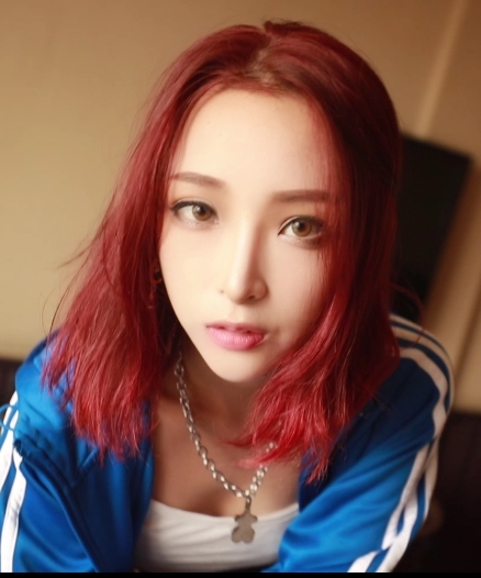 推特梦丝女神足部特辑108部82.7G解压即享