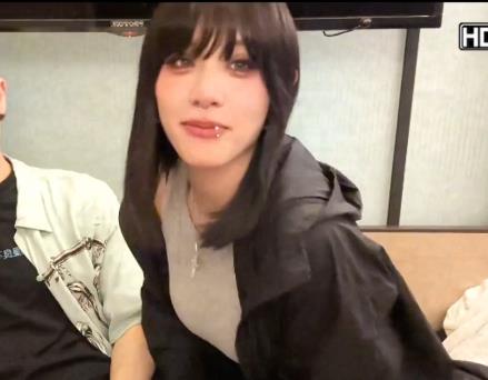 Rachael_xxs红发伪娘18V绝密泄露5G珍藏版