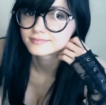 盘内绝密档案合集8V莆思希真人互动1.2G眼镜娘名场面