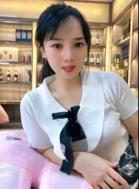 便利店羊羊私密日记5.54G蜜桃臀晃动88部汁水淋漓