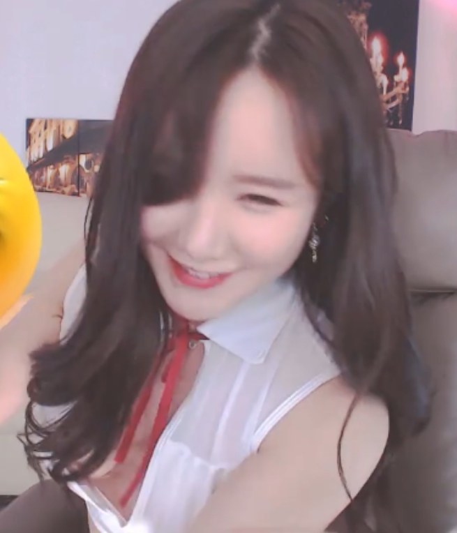 P站青草热舞直播多部541.6G珍稀合集