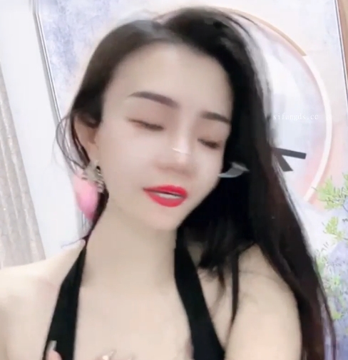 抖音鱼鱼腿很长道具玩弄4部3.5G太撩人