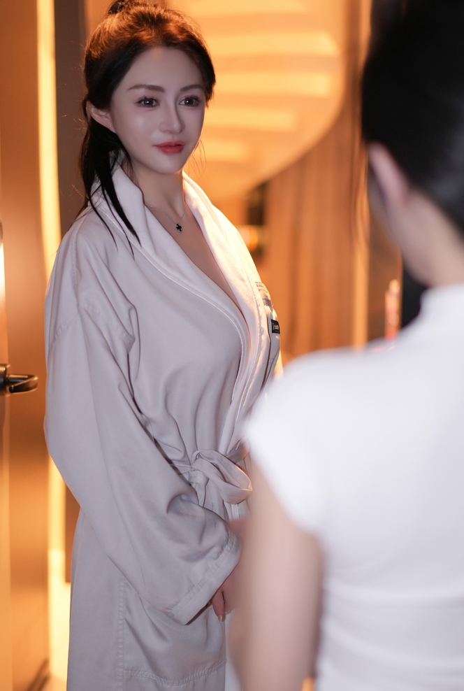 推特谭小灵优质内容合集13G540张图+16视频