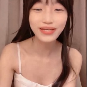 乐园00后校花死库水私拍1V711M超值劲爆