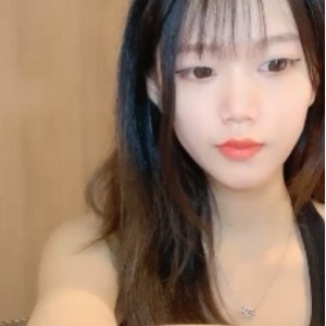 推特葡萄妹妹热舞视频13v9.1g火辣合集