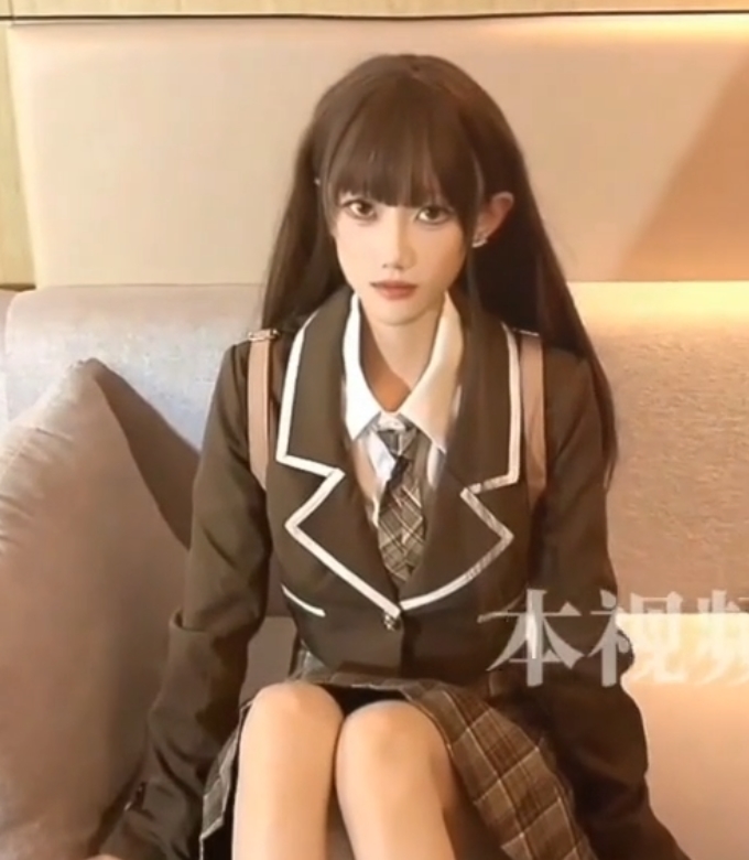 推特小鹿丢了自拍直播88V96.3G优质珍藏