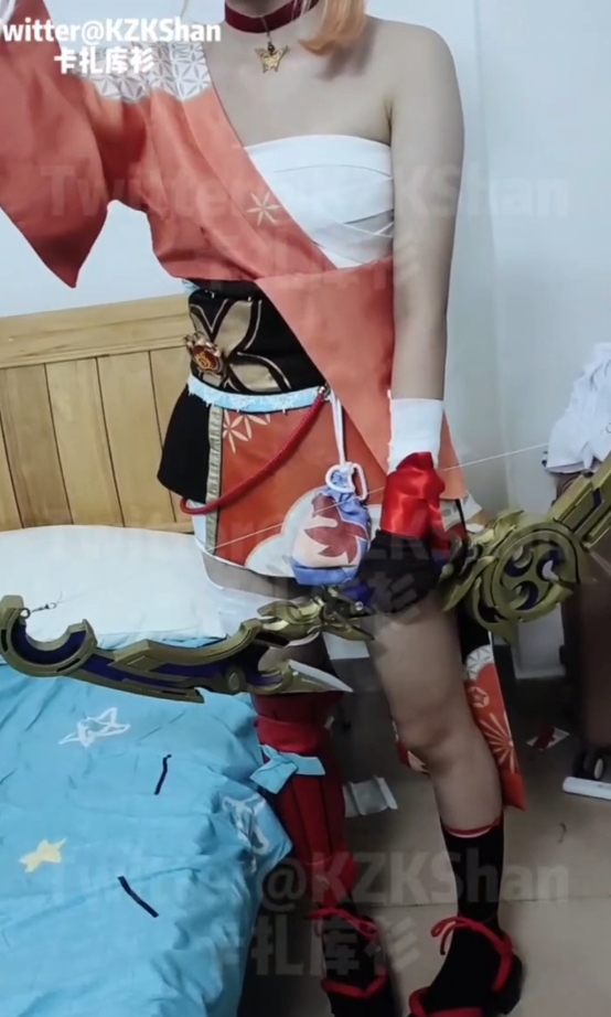 卡扎库杉COS足合集10v19.1g推特火辣