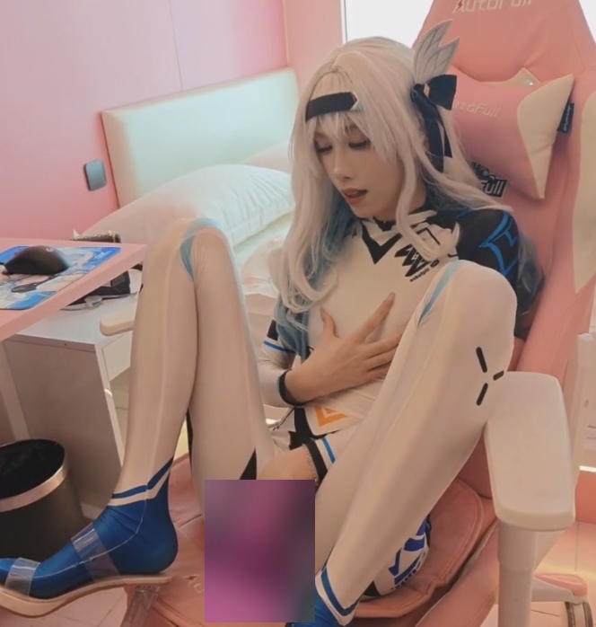 汐钰流萤TS放飞合集1部442MB珍藏版