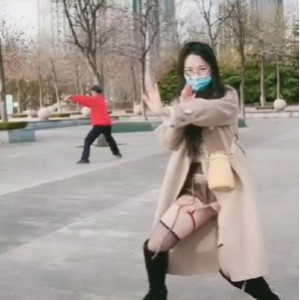抖音户外喷泉季合集12部512M女神惊艳
