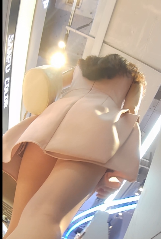 诱惑DD粉色学生妹合集194部1.8GB