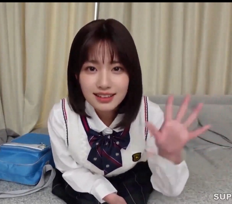 1V1.5GB崎野未来3.1次元互动视频太嫩了