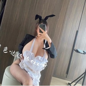 虎牙极高人气优质女神：童小芯（紫色哒豚豚）最新高品质稀缺合集