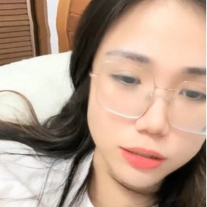 56.4G圈内妮妮反差眼镜妹私拍60部太勾人