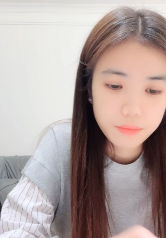 56.4G圈内妮妮反差眼镜妹私拍60部太勾人