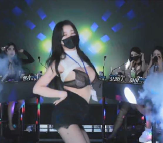 jinricp劲爆脱衣舞秀视频合集330部2.2T韩女团太辣了