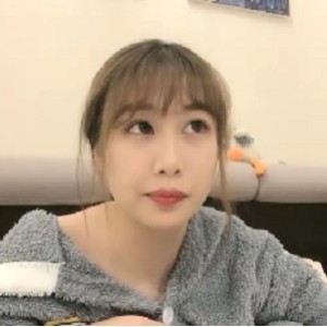 大PP闺蜜浴室放飞新人萌妹1V作品1.72G震动玩具太顶了