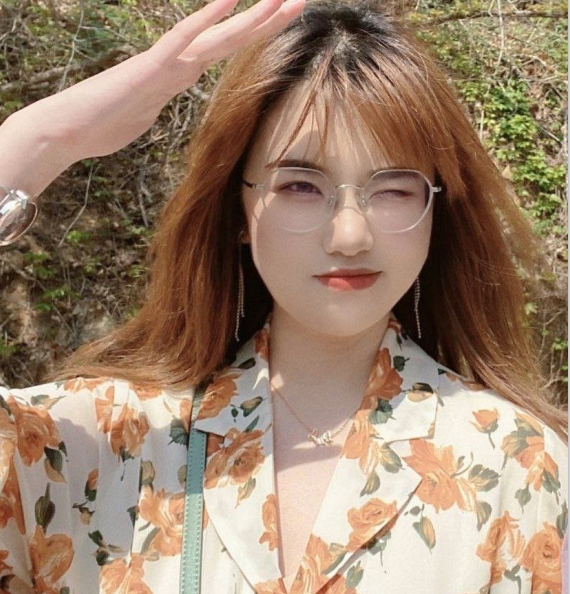 反差婊砸生活乱来视图合集爱奇艺21套4.41G爆款