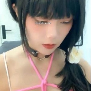 可爱小妹直播间束缚滴蜡1V3.5G国色天香自嗨超耐玩